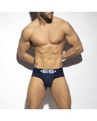 ES Collection Back Up Fecske UN550